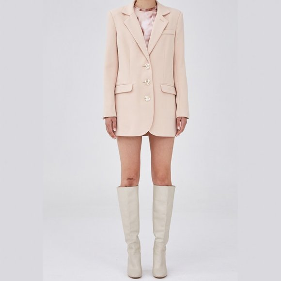 C/MEO Collective Jackets & Blazers - LAST 1 NWT CMEO Collective Notice Oversized Blazer